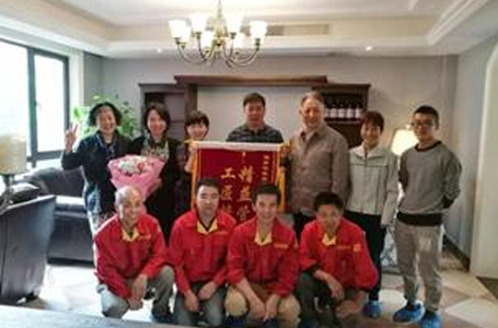 十年装修三套新房,是什么让她一直相信南鸿？