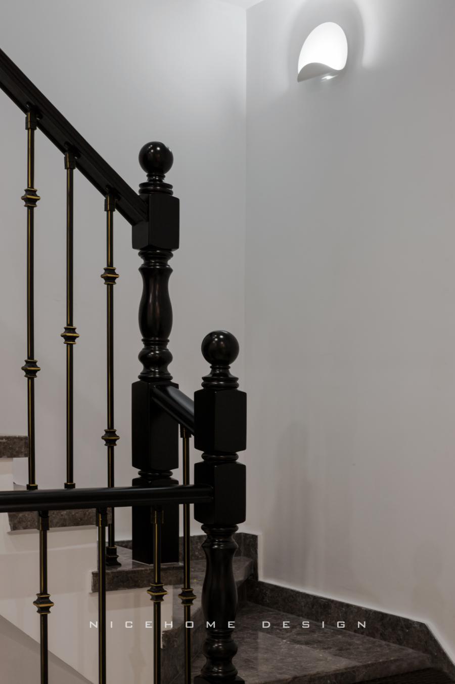 1649406953A68C.jpg