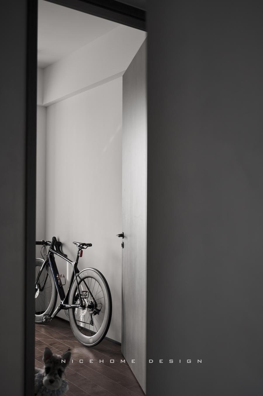 1650532477E4B4.jpg